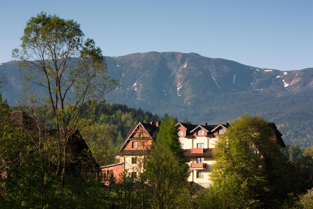 Hotel&Spa Jawor Zawoja Kültér fotó