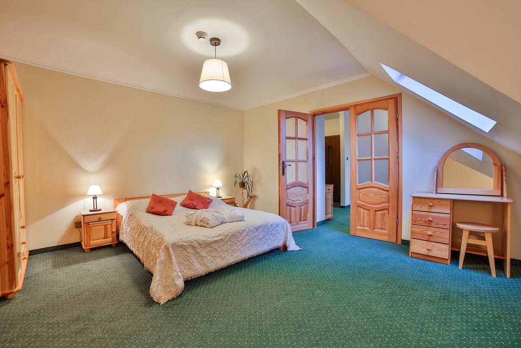 Hotel&Spa Jawor Zawoja Kültér fotó